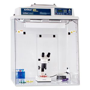 Cabina para microscopio con protección del operador